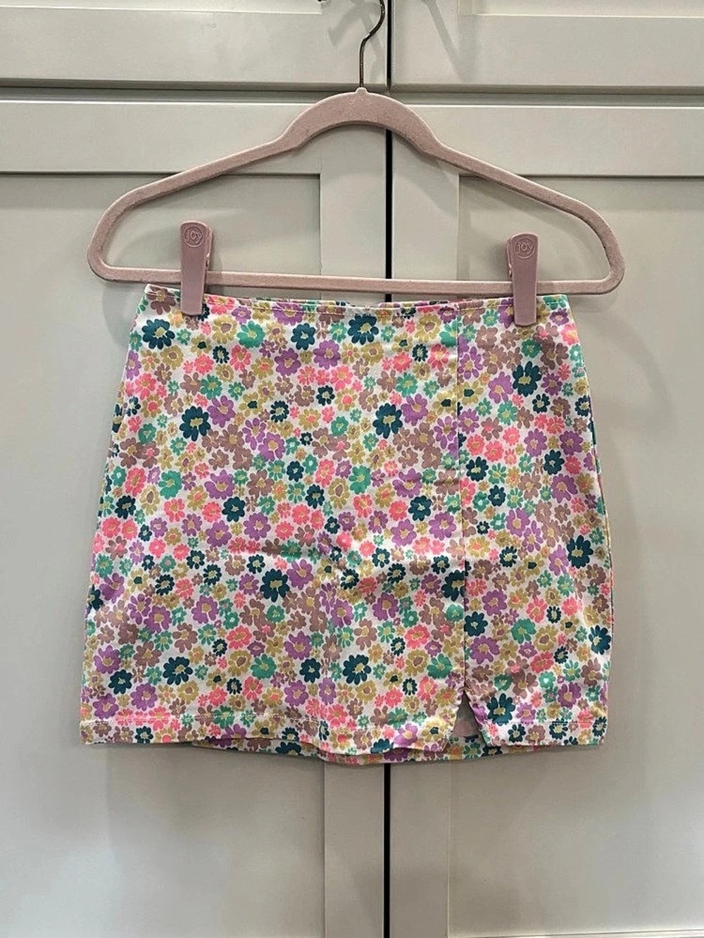 Wild Fable Notch Front Floral Print Jean Mini Skirt in Pink